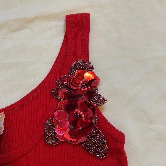 Vintage Ribbed Tank with Sequin Flower size XS - Picture 3 of 6